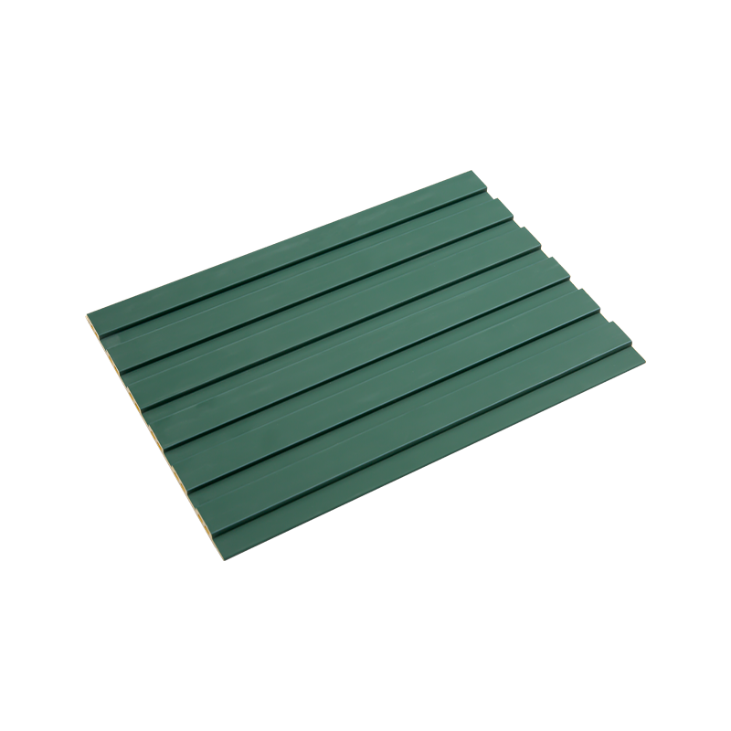 Koristeellinen puuverhouslevy TV-taustaseinään